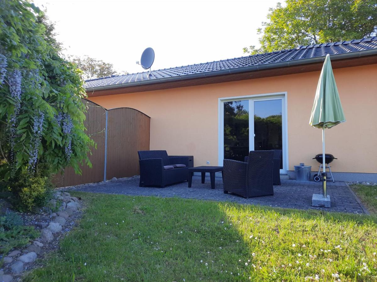 Ferienhaus Am Anger Gustow  Экстерьер фото
